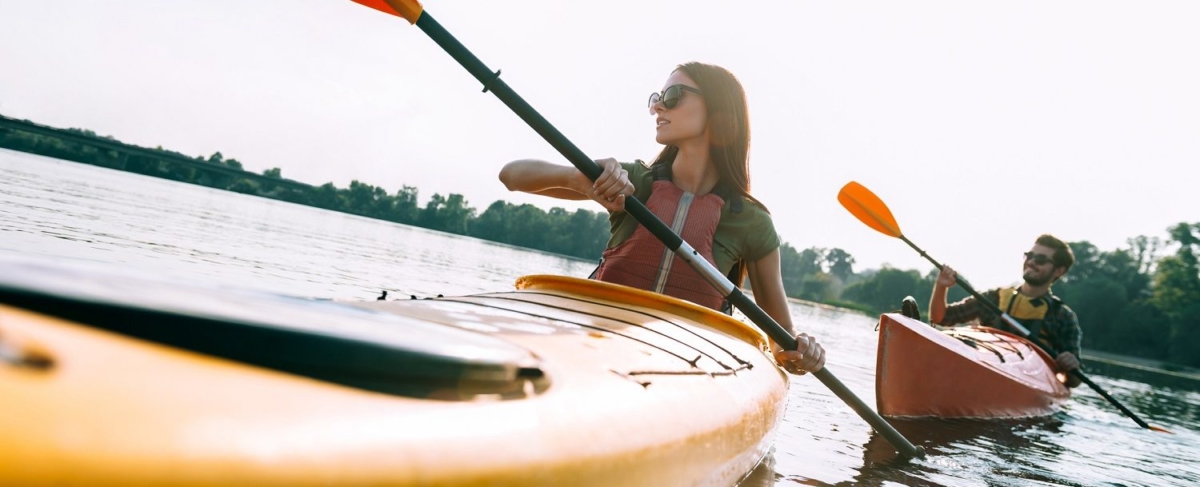 Couple kayaking.