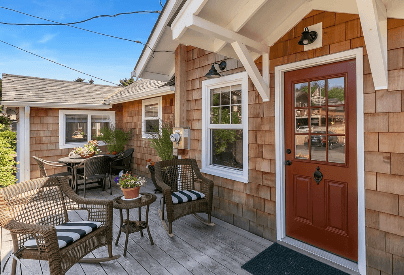 Photo of a charming cottage in Cannon Beach.